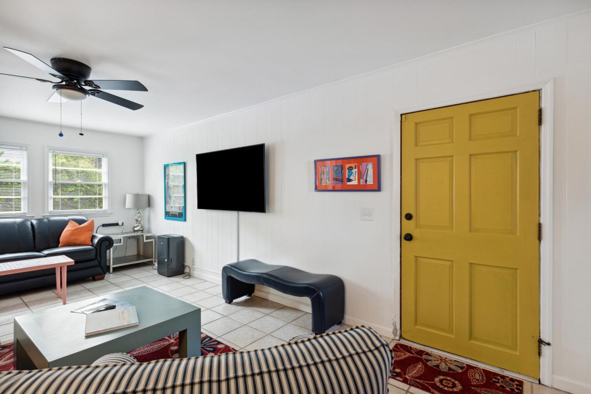 Appartamento Folly Vacation Great Location, Vintage And Fun 120 Unit A Folly Beach Esterno foto