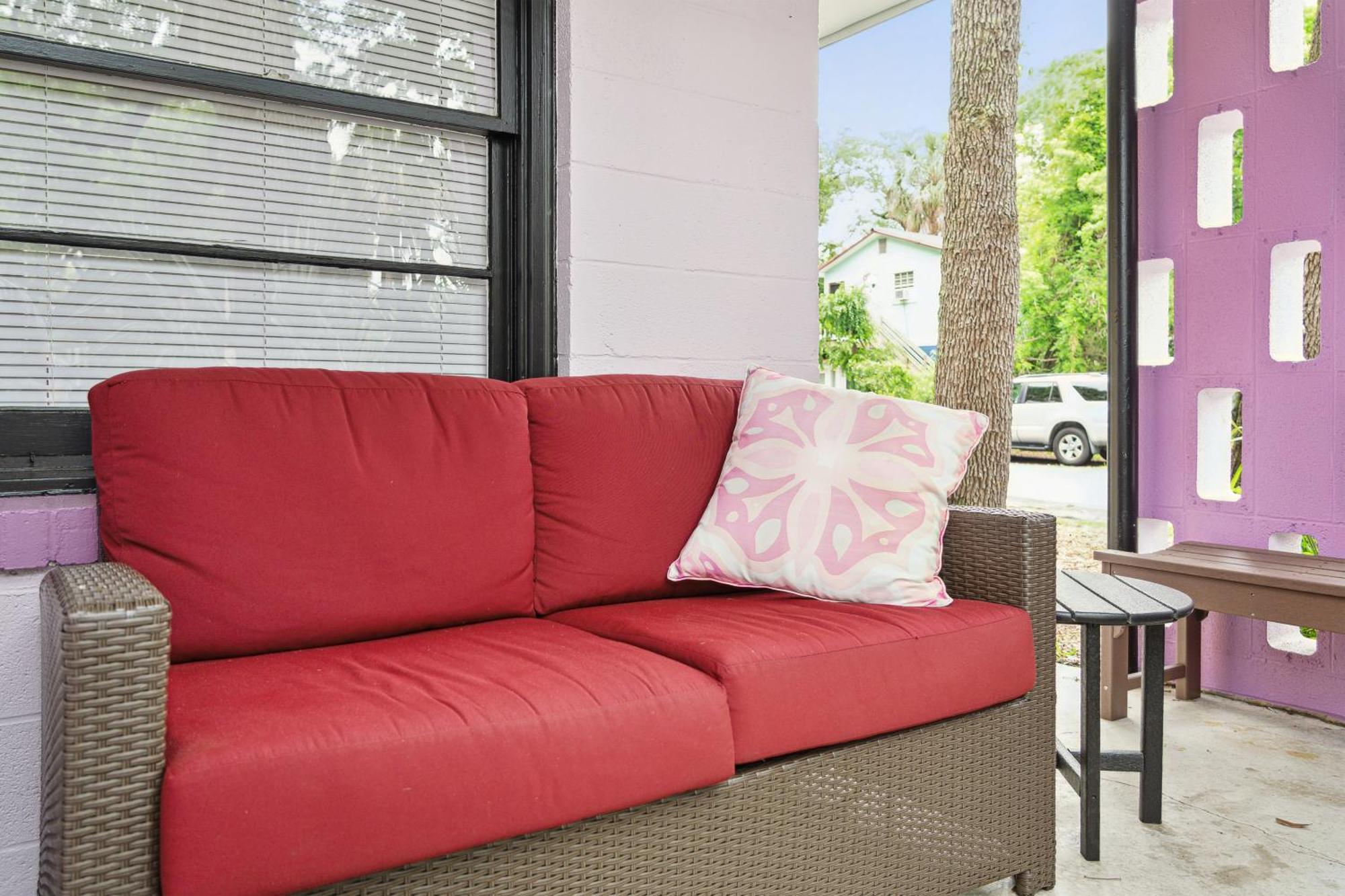 Appartamento Folly Vacation Great Location, Vintage And Fun 120 Unit A Folly Beach Esterno foto